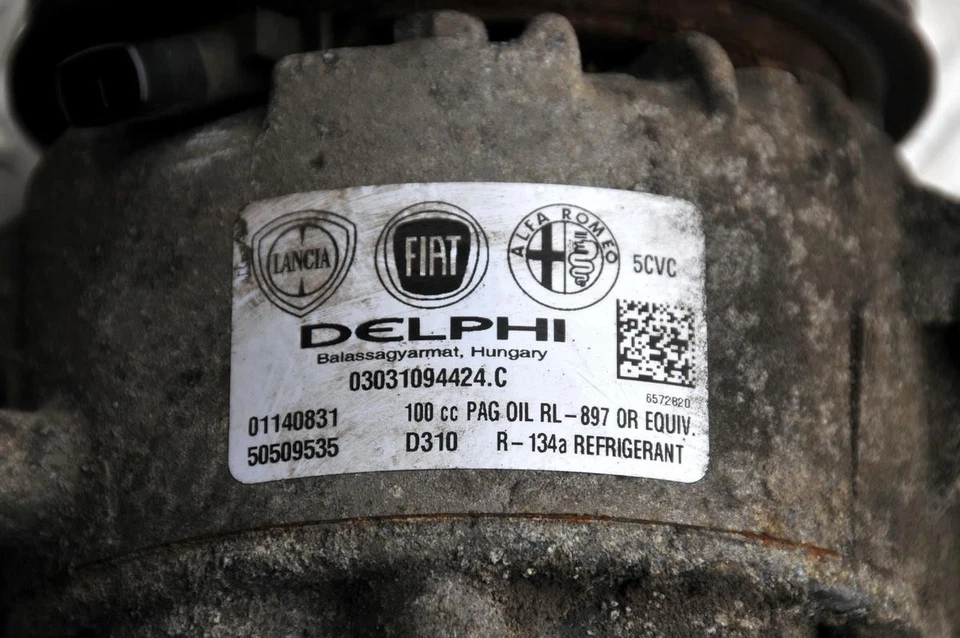 Alfa Romeo Giulietta 1.6 JTDM / 2.0 JTDM aircon pump / A/C compressor 50509535 - Image 3 of 3