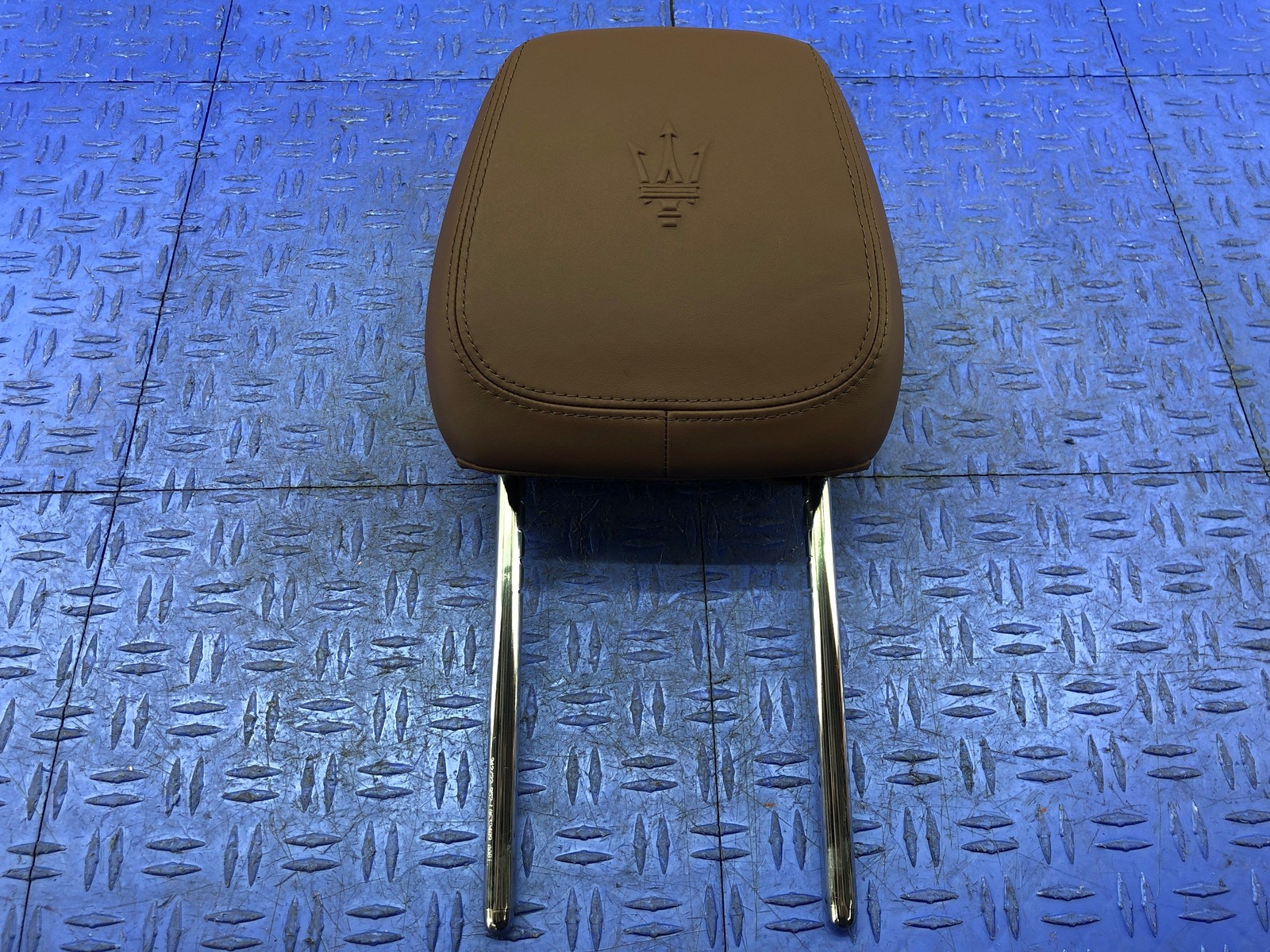 Maserati Grecale 2023 Front Right Headrest Brown