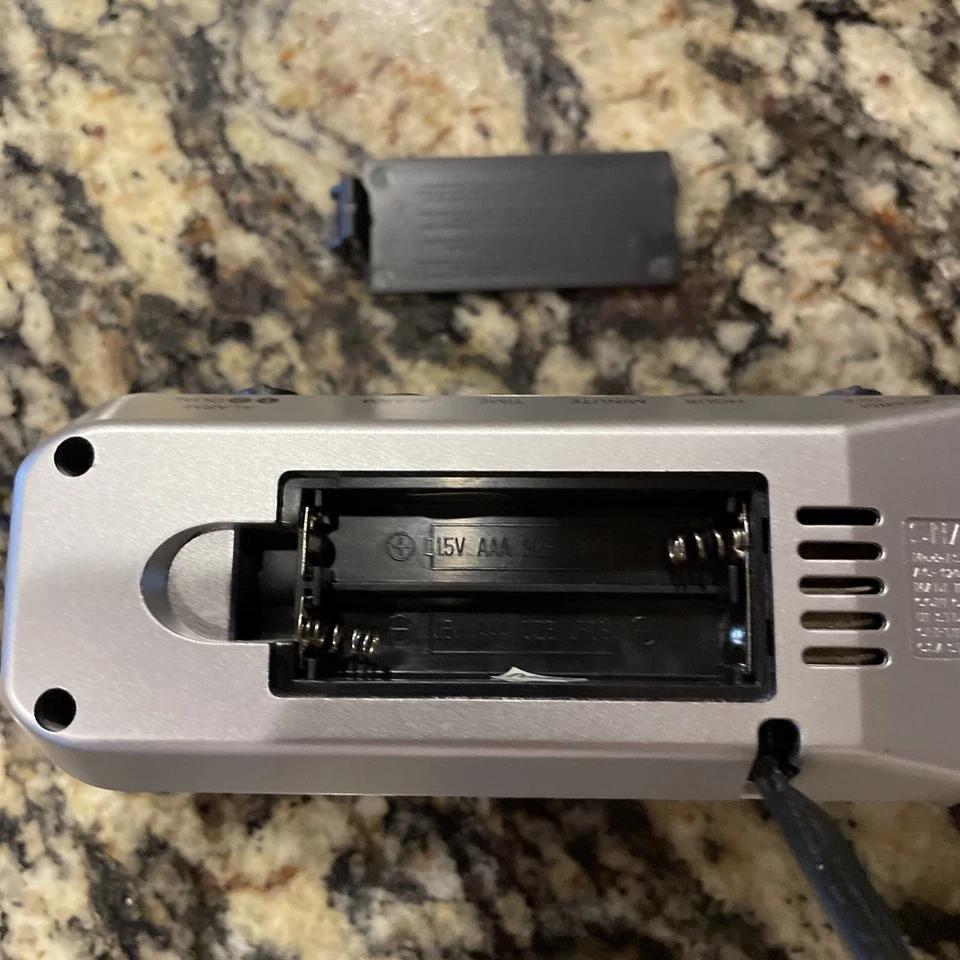 Sharp Model Spc100 Digital Alarm Clock - Image 4 of 4