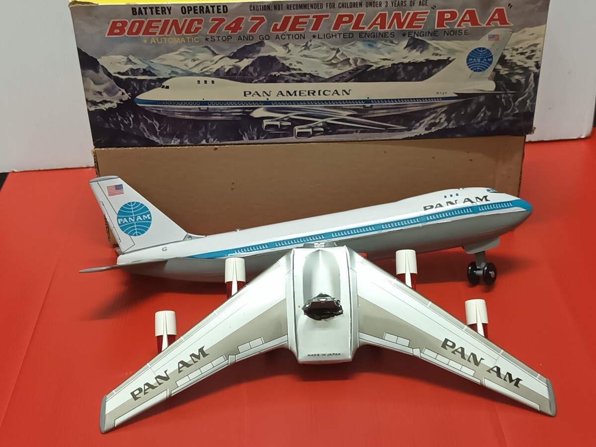 VINTAGE Airplane Toy PAN AM Airline Battery Operated B-747