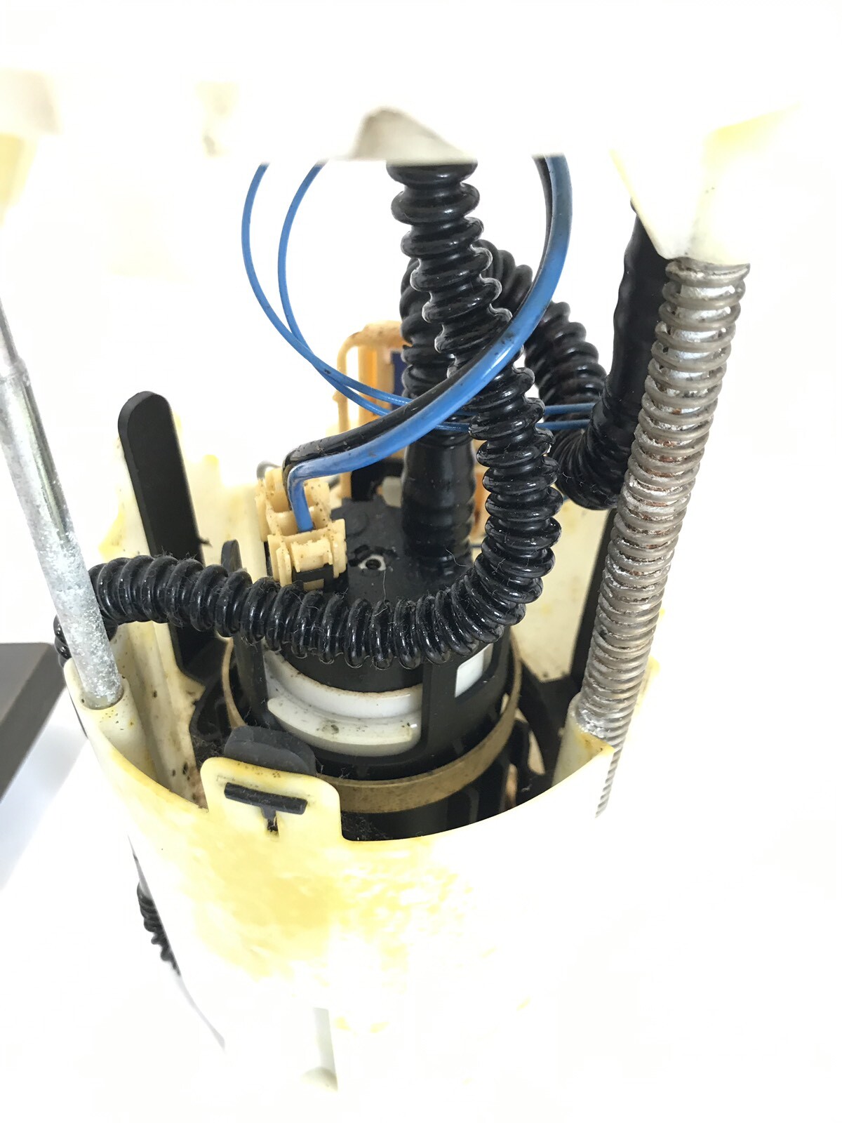 2012 MERCEDES BENZ VITO W639 Fuel Tank Pump A6394702094 for sale