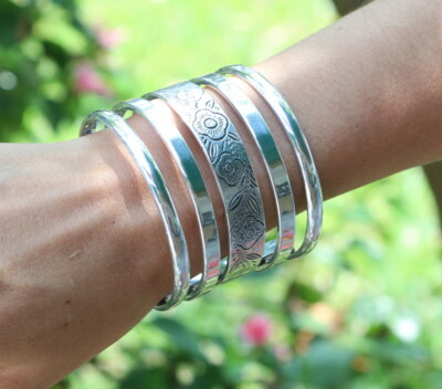 Superb Aluminum Thai Cuff Bracelet Fit's Size 6''-8'' LOOKS JUST LIKE SILVER 