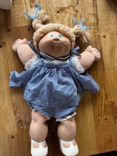 Vintage cabbage Patch Doll
