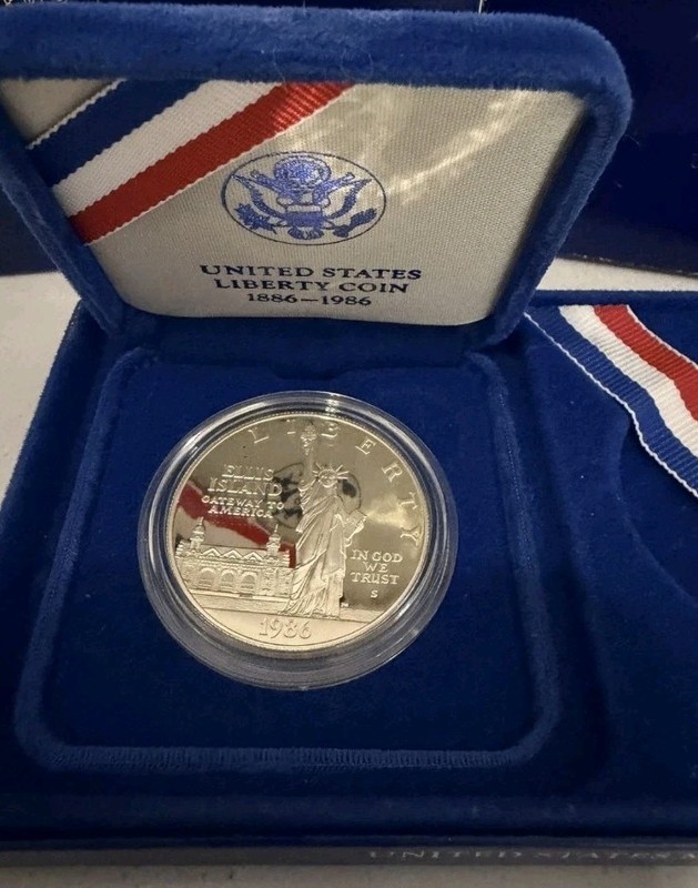 90 Percent Silver 1986 S US Statue of Liberty Dollar Proof Coin w/ Box