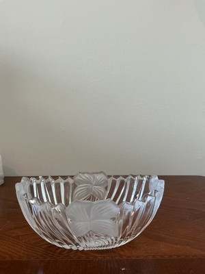 Vintage Frosted Flowers Mikasa Oval Ribbed Saw Tooth Edge Lead Crystal Bowl