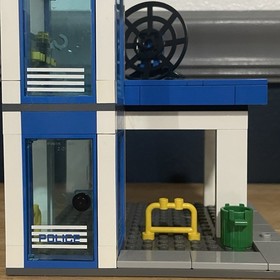 LEGO City Police Station and Squad Car Bundle