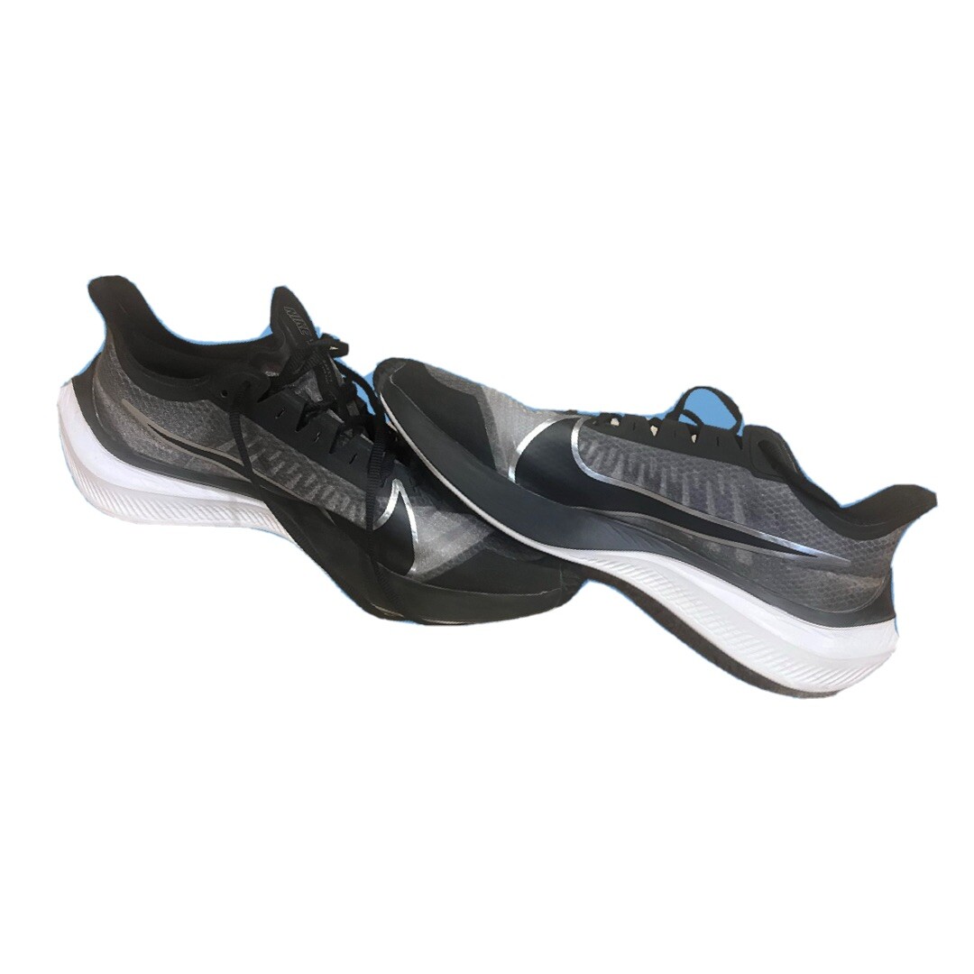 nike zoom gravity lace up