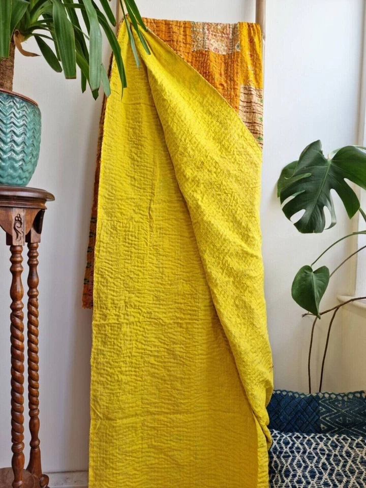 Parche de seda kantha trabajo tamaño king colcha edredón indio vintage tiro kantha Foto 4 de 4