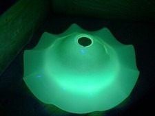 rare et superbe plafonnier opaline en ouraline vintage collection