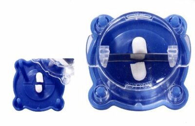 Ezy Dose Nitro-Fresh Plastic Pill Fob Keychain / Magnifying Tablet Cutter - 
