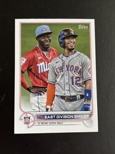 NL EAST DIVISION SMILES 2022 Topps Series 1 Baseball Card #98 LINDOR/CHISHOLM C4