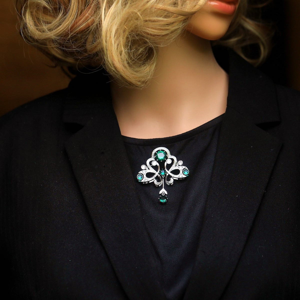 Broche Vintage Dentelle Florale Serti CZ Bleu - Style Belle Époque, SC22, Neuf