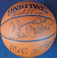 1987-88 Los Angeles Lakers Champions Team Signed NBA Game Basketball UDA 