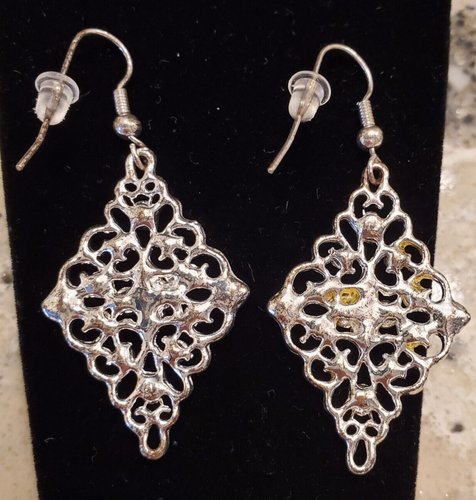 Vtg 70s Aurora Borealis Silver Tone Filigree Dangling Earrings - Picture 3 of 4