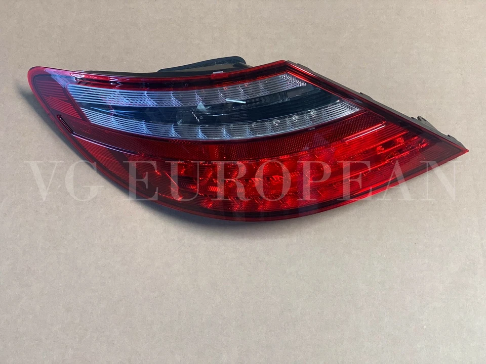 Luz trasera izquierda genuina Mercedes-Benz Clase SLK, lámpara trasera NUEVA SLK250 SLK350 AMG Foto 3 de 4