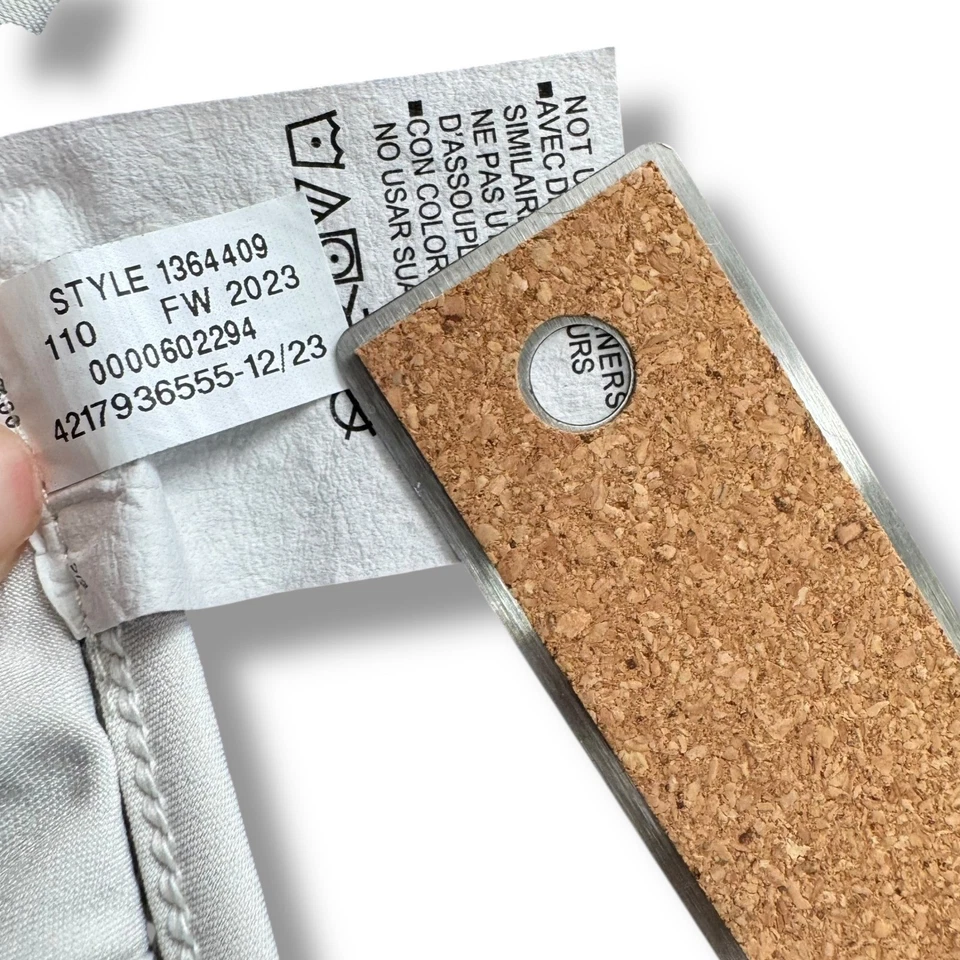 Pantalones cortos de golf Under Armour para hombre blancos talla 38 Foto 4 de 4