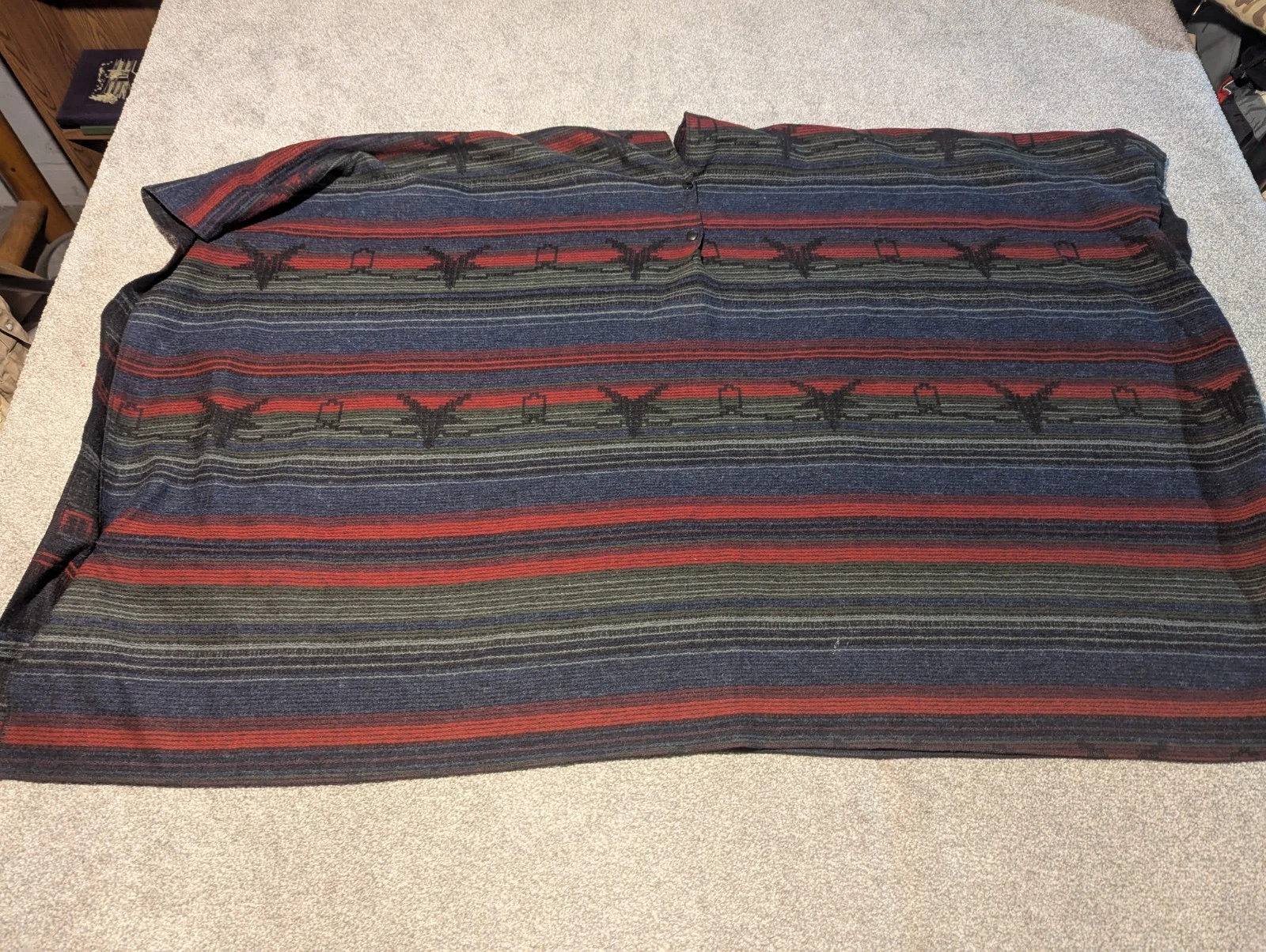 Vintage Woolrich Poncho Womens One Size Wool Aztec Southwestern 90s USA Made