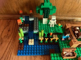 LEGO Minecraft The Farm 21114 100% Complete With Manual And Figures - No Box