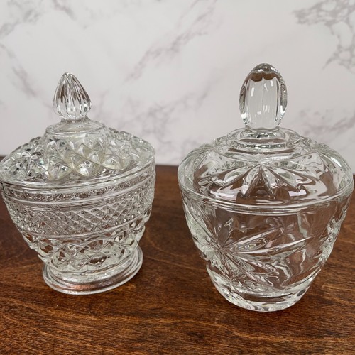 Set of 2 Vintage Indiana Glass Diamond Candy Dish Compote with Lids - Picture 8 of 8