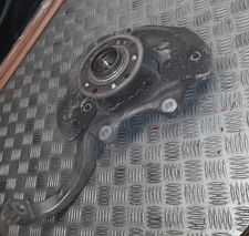 Mercedes-Benz C-Klasse W205 C200 Benzin Achsschenkel VR vorneRechts A2052200