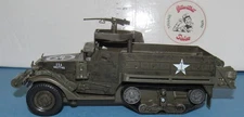 New-Ray M3 US Army WWII Half-Track Armored Troop Personnel Carrier .50 cal. 1/32