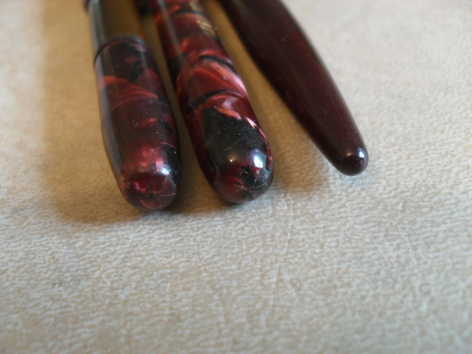 Lot of 3 Vintage Fountain Pens With 14K Gold Nibs - Eversharp - Moore - Traveler image 10