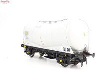 Heljan PCA Tank Wagon BCC Grey 10749 1:43 Scale, O Gauge