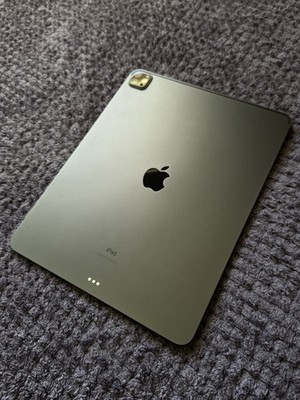 iPad Pro 12.9 Inch Apple Keyboard Apple Pencil Selling Locally Only