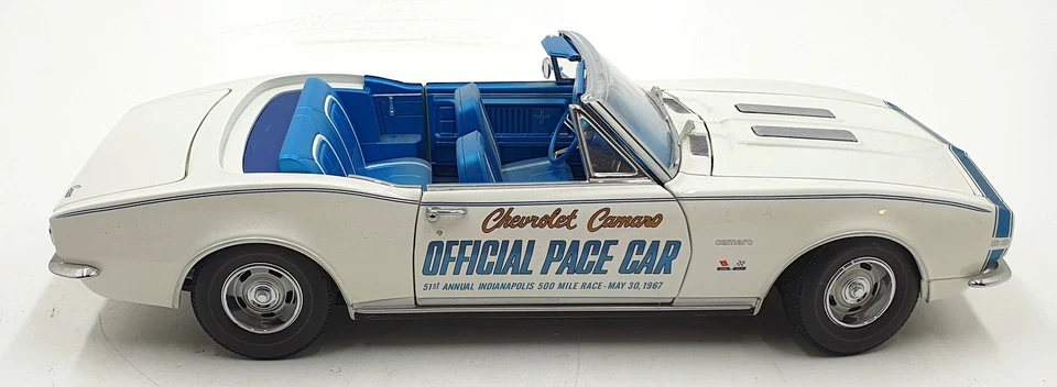 Exact Detail 1/18 Scale Diecast DC291025B - Chevrolet Camaro Pace Car 1967 White - Image 4 of 4