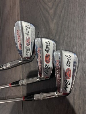 Wilson 37188 Patty Berg Cup Defender Irons 5/7/9 Irons Right Handed