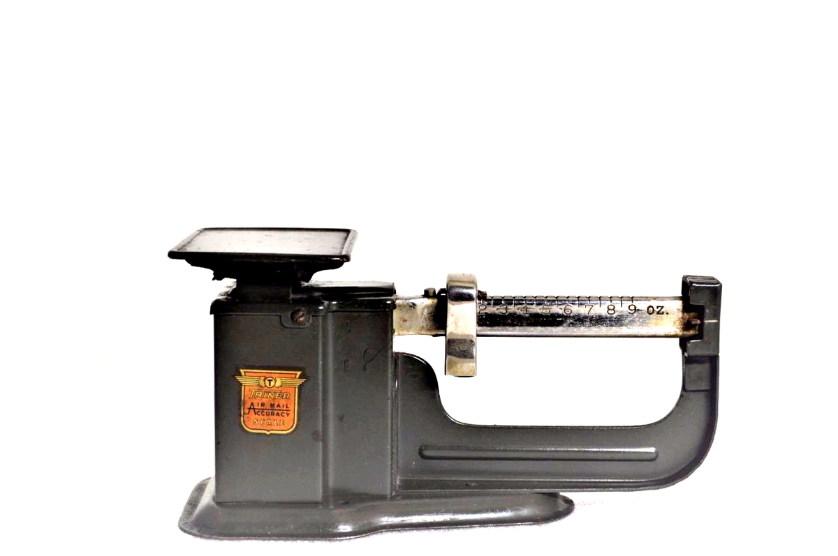 Vintage Metal Postal Scale Green 9 Oz Triner Airmail Accuracy