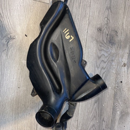 2001 YAMAHA R6 RAM AIR INTAKE TUBE DUCT SCOOP YZFR6 YZF 99 00 01 02 YA ...