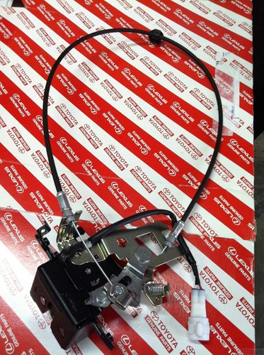 Genuine Toyota 64680-0C010 Door Cable Assembly - Picture 3 of 3