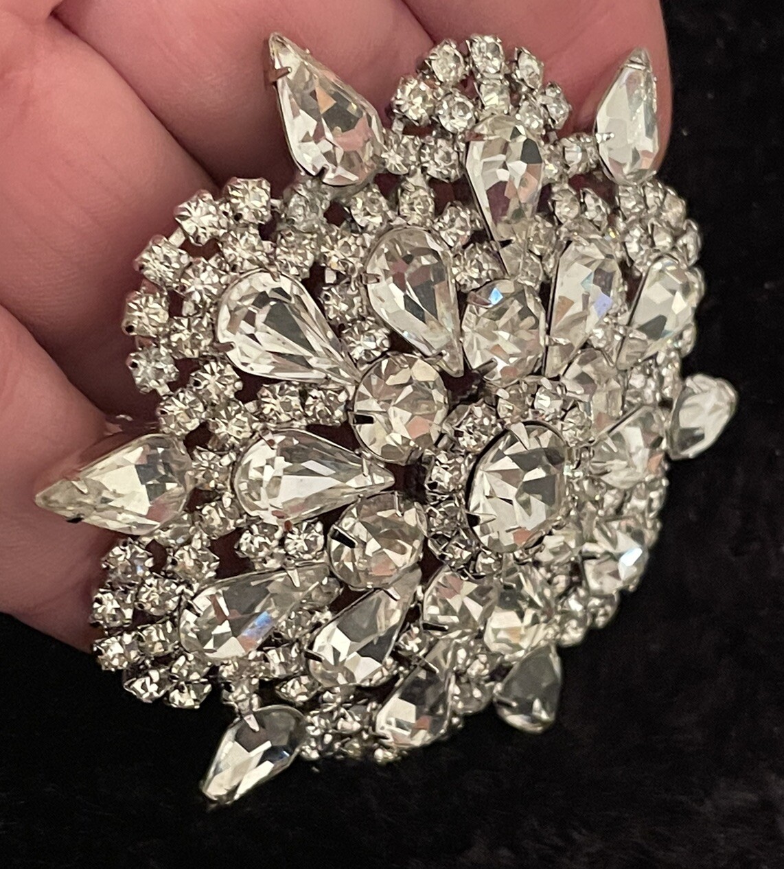 WHITE RHINESTONE CLUSTER STATEMENT WEDDING VINTAG… - image 2