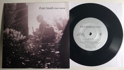 Patti Smith / Perfect Day & Here I Dreamt I Was An Architect 45rpm w PS / Great!