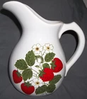 VTG McCoy Pottery Pitcher Strawberry Country 1970's