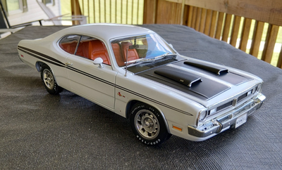 ミニカー AMERICAN MUSCLE 1/18 1971 Dodge Demon Auto World 1/18 American Muscle 1971 Dodge Demon Ltd Ed White