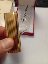 Accendino Cartier linea Must de Cartier. Perfetto e funzionante Con scatola, ecc