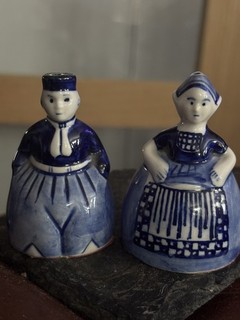 delft salt and pepper shakers collection welcome Norwich Norfolk vintage Dutch