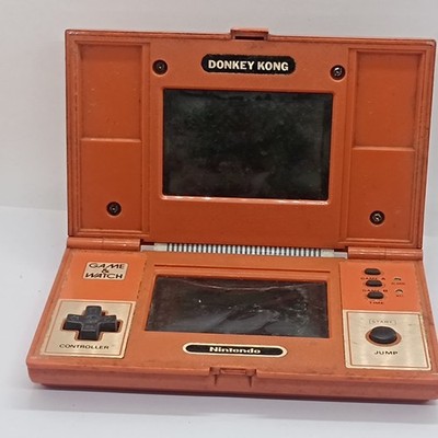 Nintendo Donkey Kong Handheld LCD video game & watch For Parts or repair