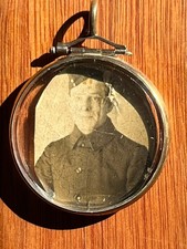 ANTICO MEDAGLIONE FOTOGRAFICO IN VETRO, c1820, PINCHBECK, CERNIERA SUPERIORE SPECIALE, DOPPIO VETRO
