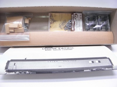 MHP GREAT NORTHERN EMPIRE BUILDER 83' LUNCH COUNT ER-HO SCALE- KIT #50042- S-KIT