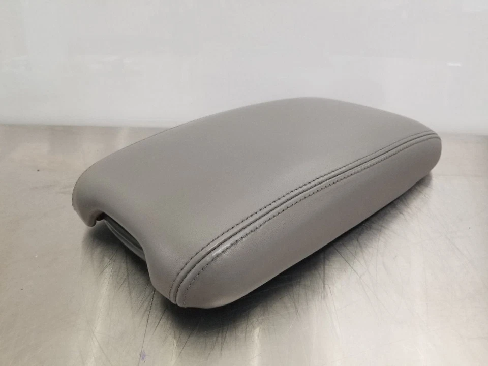 Toyota Land Cruiser 2007 07 2007 consola de piso central reposabrazos tapa gris Foto 3 de 4