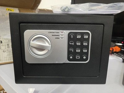 Amazon Basics Stahl-Sicherheitstresor mit digitaler Tastatur - Geld sicher, Bargeld,