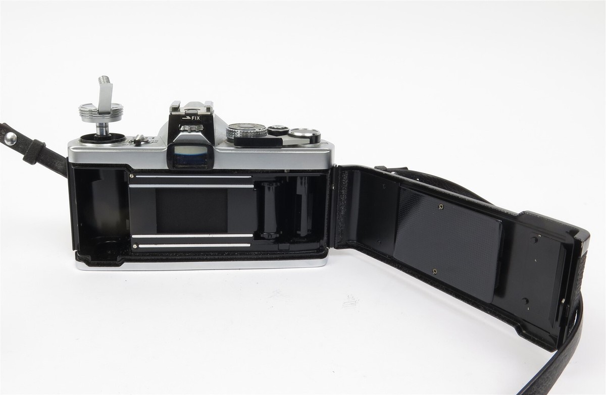 Olympus OM-1 SLR Camera MD F.Zuiko Lens 1:1.8 F=50mm Auto-S OM