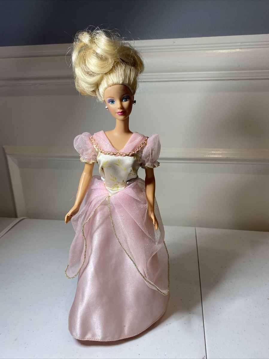 ヴィンテージBarbie Vintage Barbie Doll 1966 Mattel Barbie with Pink Fashion Dress