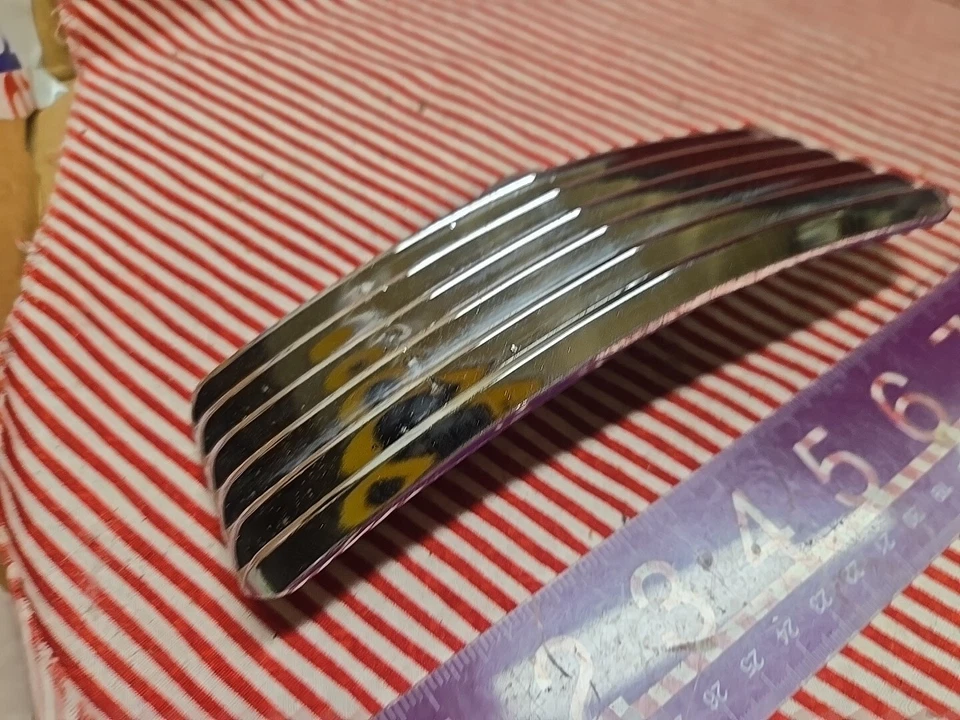 Oldsmobile Super 88 Dynamic 88 1961 guardabarros delantero adorno derecho # 580438 Foto 3 de 4