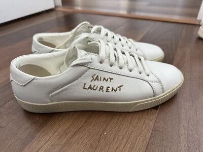 SAINT LAURENT ホワイト スニーカー Saint Laurent Court Classic SL/10 Leather Sneakers | White | FARFETCH