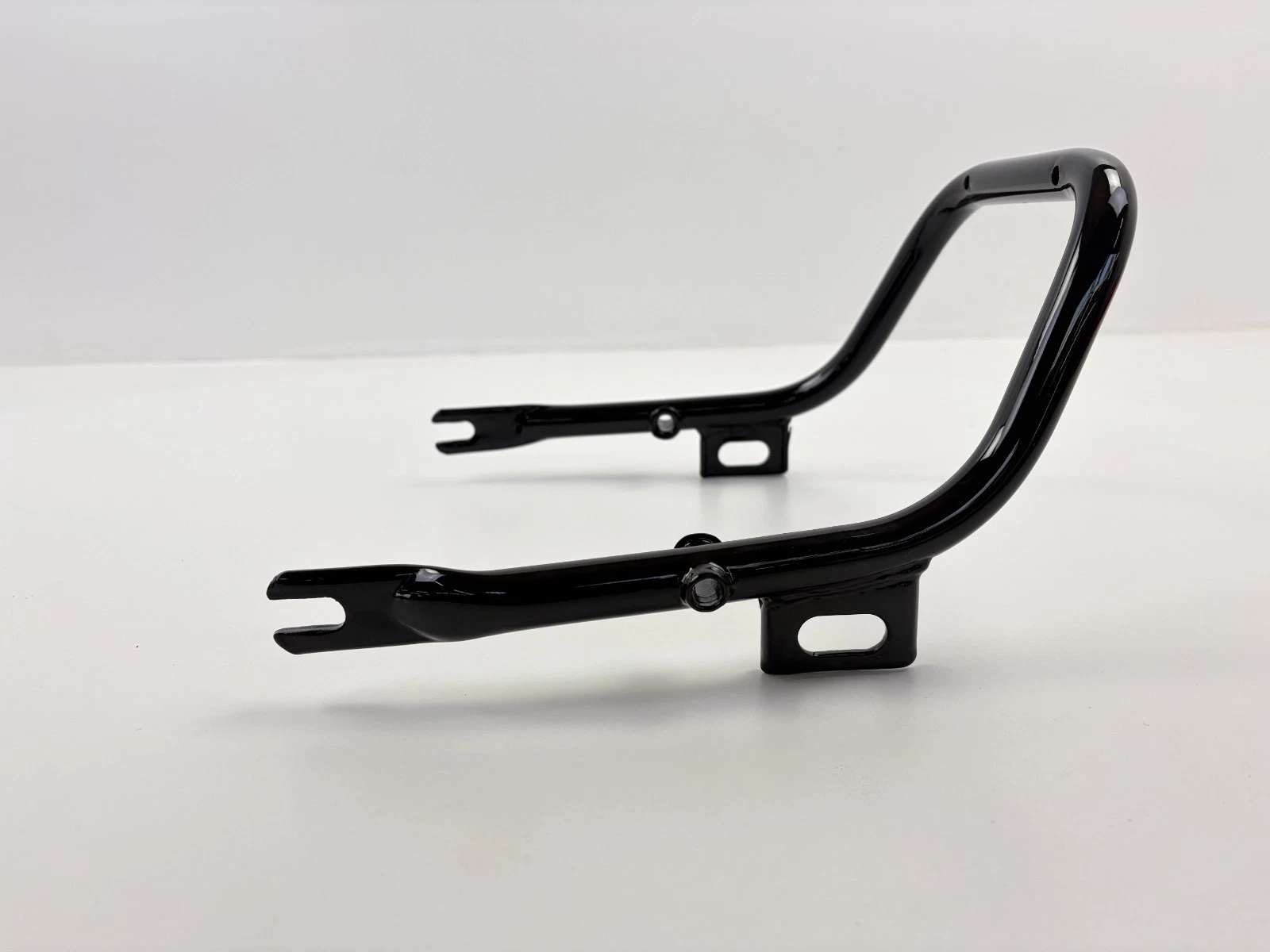 50400-457-670 | Honda | 1974 CB450K7A Rear Pipe Grip Powder Coated Black