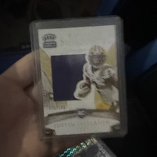 2020 Panini Crown Royale Justin Jefferson LSU Tigers Rookie Memorabilia Card. rookie card picture